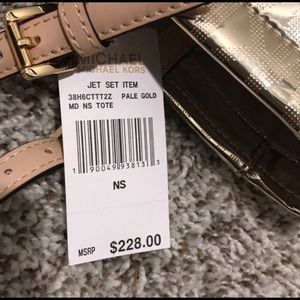 NWT!! Michael Kors Jet Set Pale Gold tote bag!